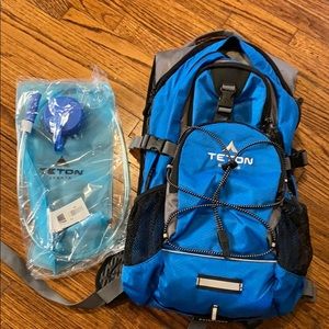 Tetón Sports backpack with water bladder